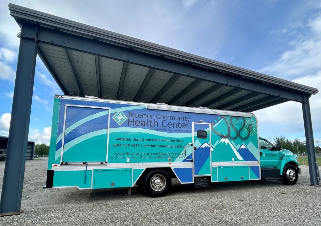 37ft Mobile Dental Clinic Exterior 4