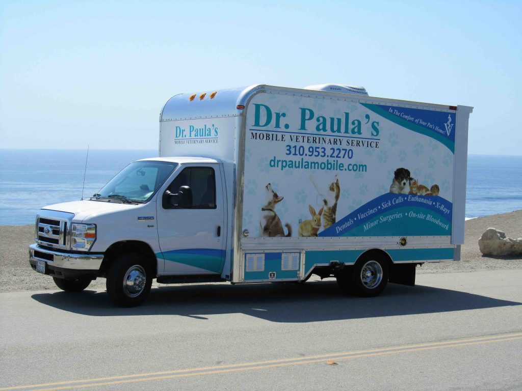 23ft Mobile Veterinary Clinic Exterior 12
