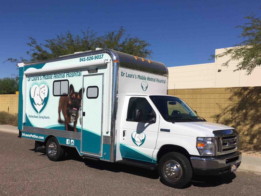 23ft Mobile Veterinary Clinic Exterior 10