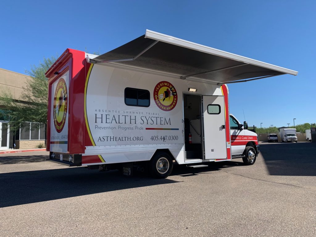 26ft Mobile Dental Clinic Exterior 6