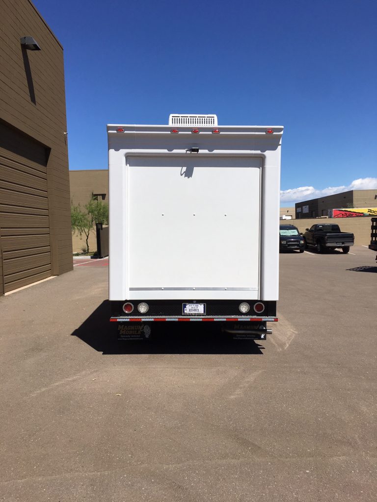 19ft Mobile Veterinary Exterior 5