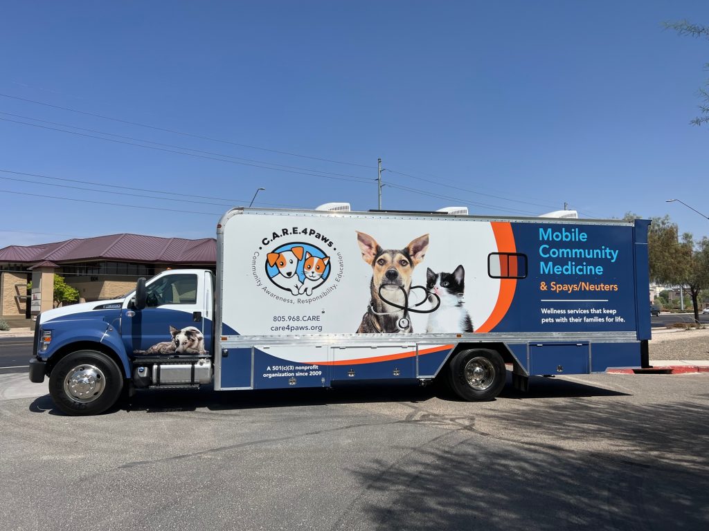 37ft Mobile Spay and Neuter Clinic Exterior 10
