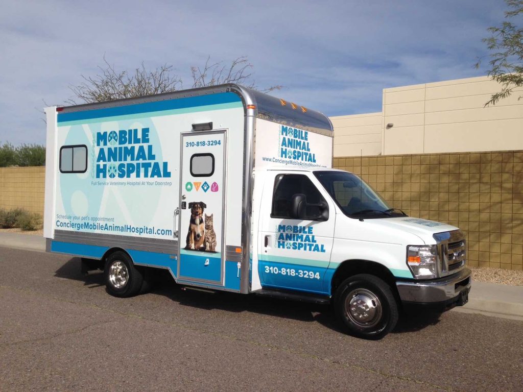 23ft Mobile Veterinary Clinic Exterior 3