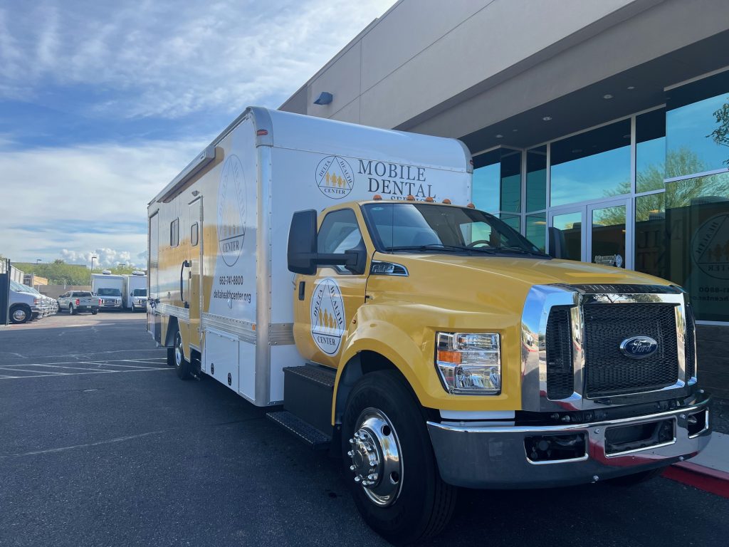 37ft Mobile Dental Clinic Exterior 7