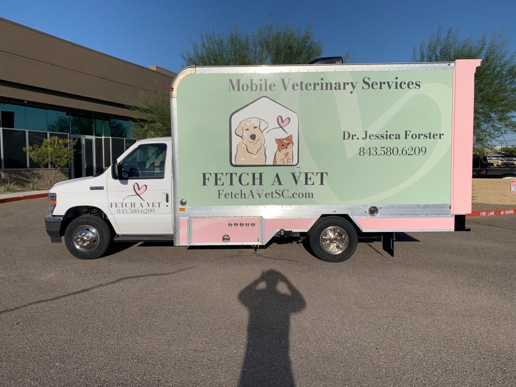 23ft Mobile Veterinary Clinic Exterior 11
