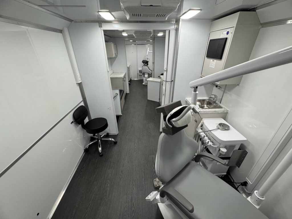 37ft Mobile Dental Clinic Interior Layout A 10