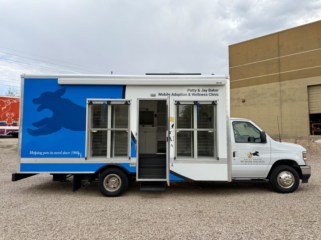 26ft Mobile Spay and Neuter Adoption Exterior Layout B