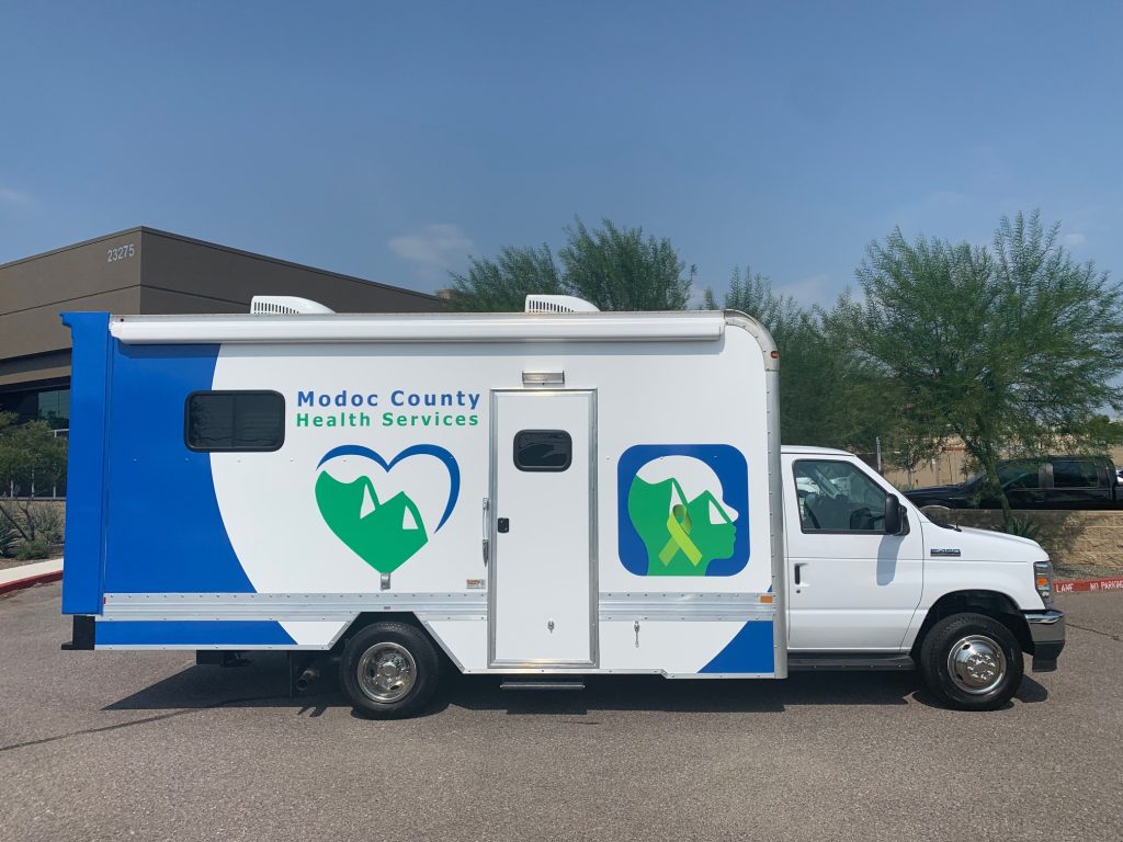 26ft Mobile Dental Clinic Exterior 11