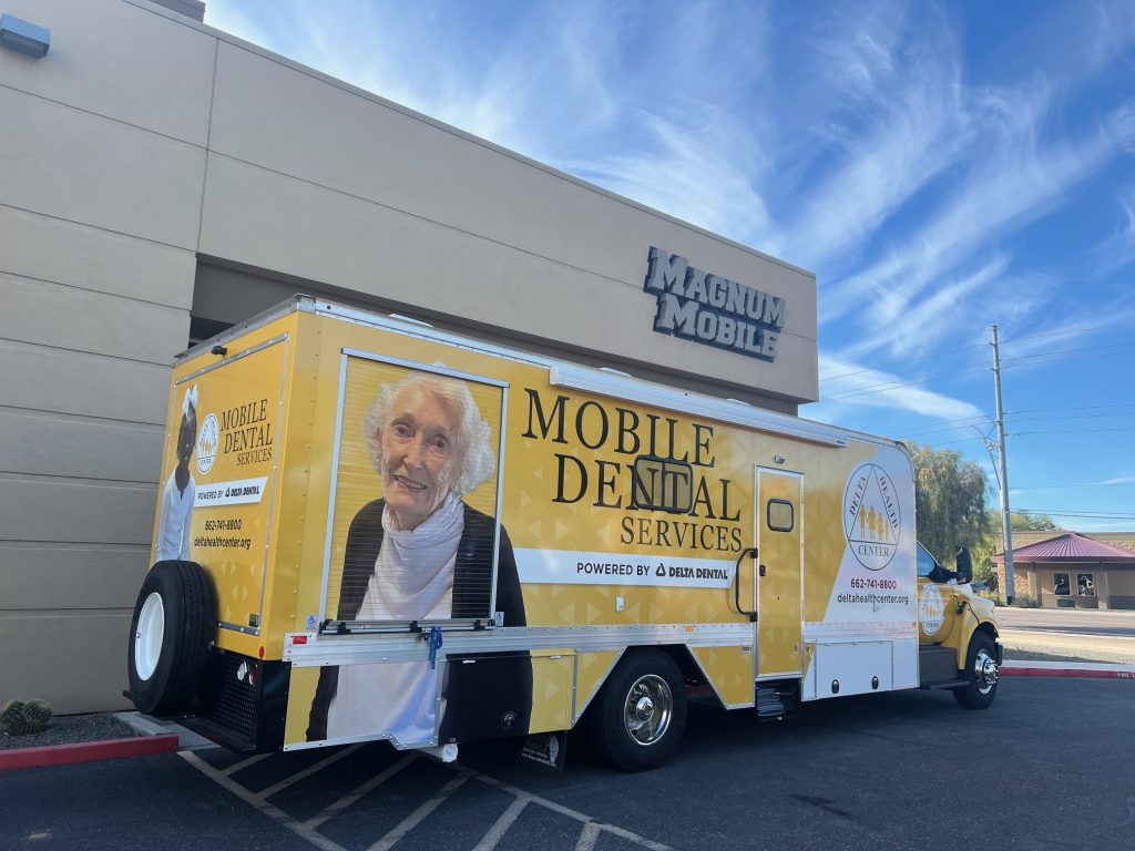 37ft Mobile Dental Clinic Exterior 8