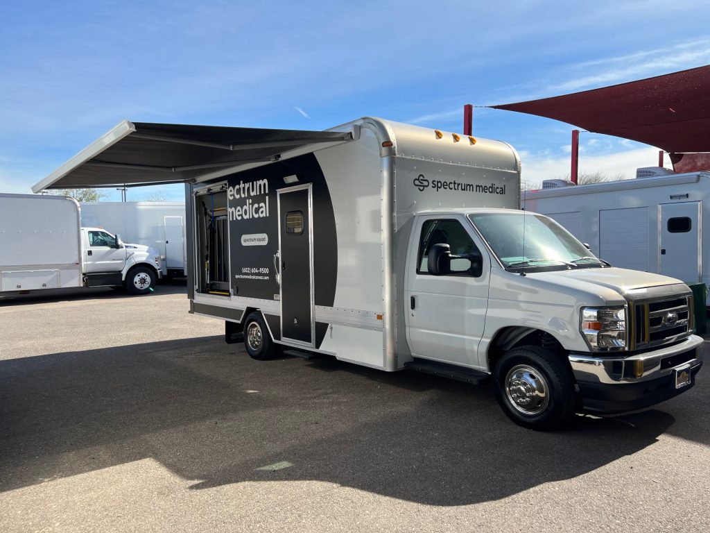 26ft Mobile Medical Clinic Exterior 7