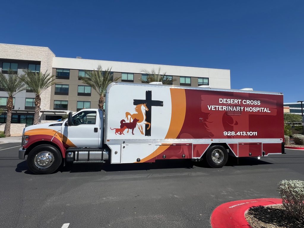 37ft Mobile Spay and Neuter Clinic Exterior 6
