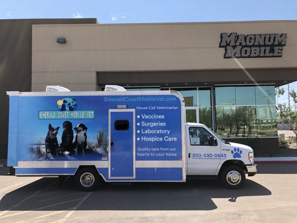 26ft Mobile Veterinary Clinic Exterior 5