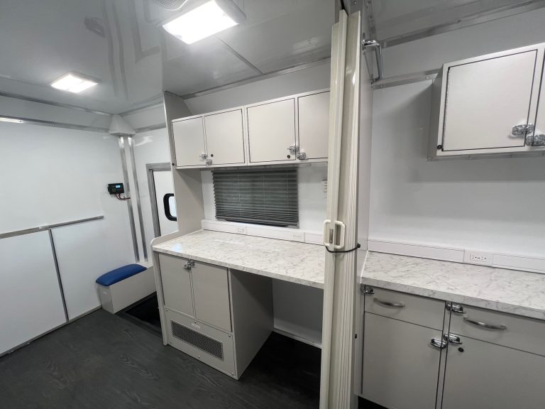 23FtVetInteriorPic_6