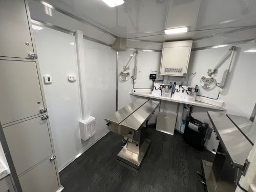 25FtSpayNeuterTrailerInteriorPic_10 25FtSpayNeuterTrailerInteriorPic_10