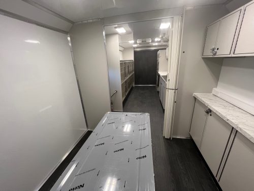 25SpayNeuterTrailerInterior_4_3_11_25