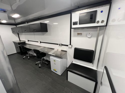 26 Ft Mobile Lab Clinic – Professional Series