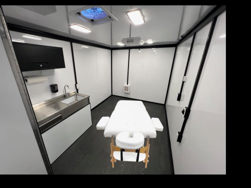 Magnum-Mobile-26ft-Mobile-Treatment-Clinic-Professional-Series-Massage-3